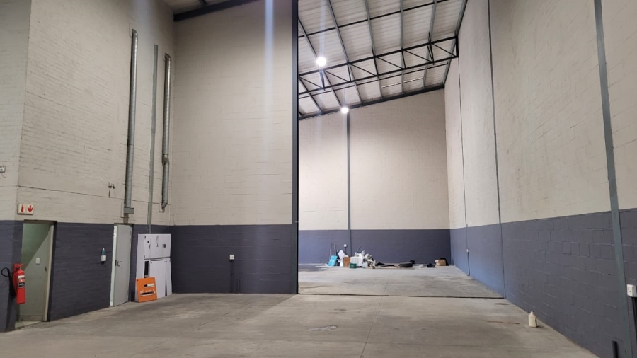 To Let commercial Property for Rent in Stikland Western Cape